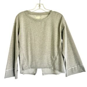 Altar'd State Gray Sweatshirt Distressed Seams 3/4‎ Sleeve Ruffle Back Women's S